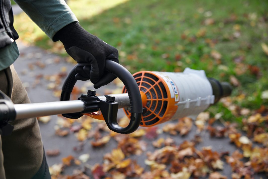 Motor combi Stihl de batería KMA 120 R (sin batería ni cargador) - Imagen 4