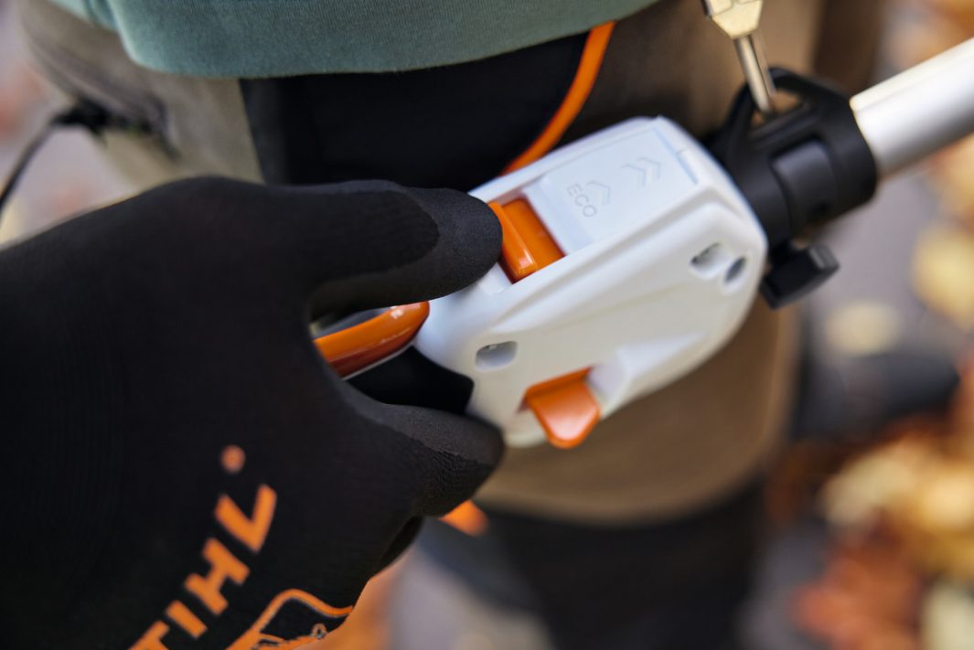 Motor combi Stihl de batería KMA 120 R (sin batería ni cargador) - Imagen 6